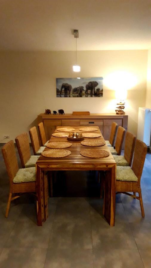 Maison Et Velos A Godinne Dans La Vallee De La Meuse ภายนอก รูปภาพ