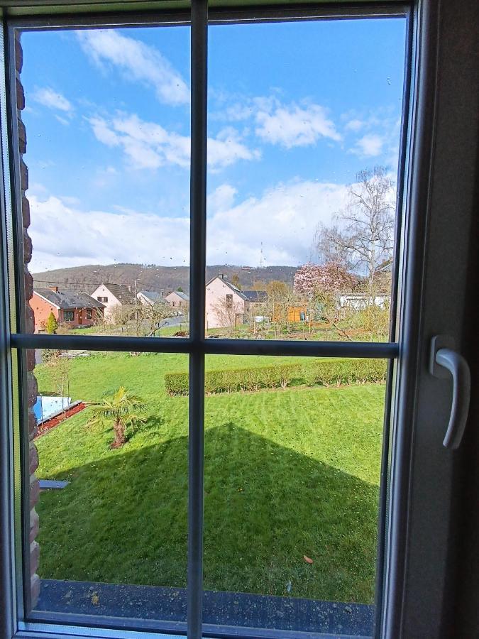 Maison Et Velos A Godinne Dans La Vallee De La Meuse ภายนอก รูปภาพ